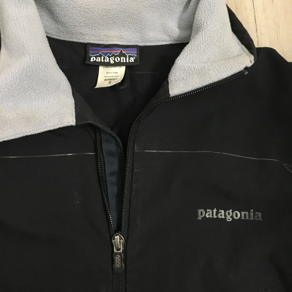 Patagonia zip up jacket